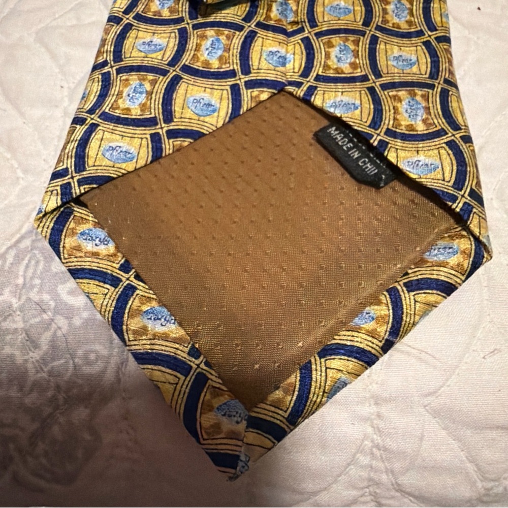Pfizer Patterned Tie - Picture 4 of 5